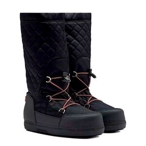 NEW Hunter Original Black Quilted
Winter Snow Boots Zip Up Size Women’s 9